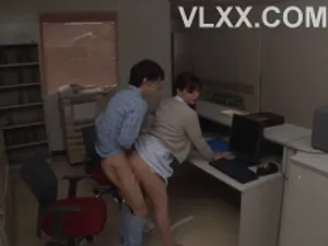 Ông chồng ysl phải nhìn vợ yêu thỏa mãn với người đàn ông khác