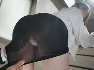 Gã tù vượt ngục biến thái vietsub